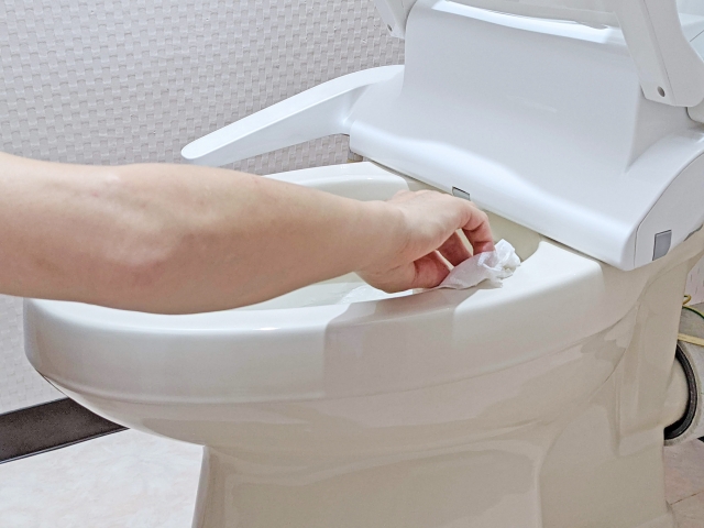 ウォシュレット 水が出ない
